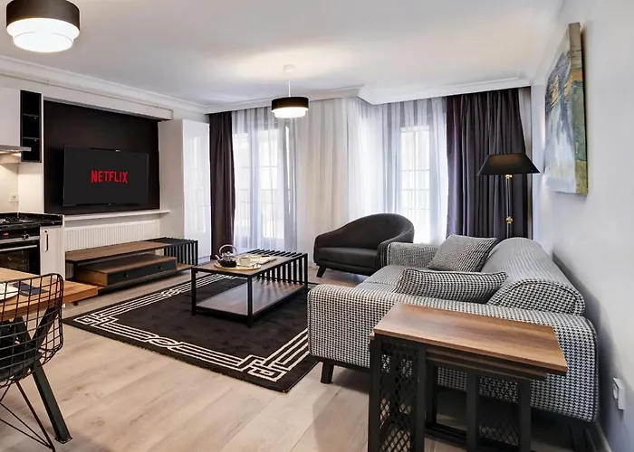 Etiz Hotels & Residences